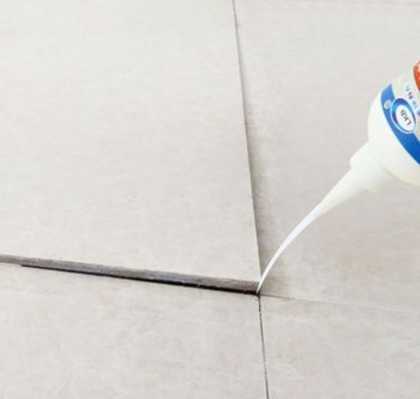 卫滨瓷砖空鼓维修公司分享卫生间瓷砖脱落的原因可能有以下几点
